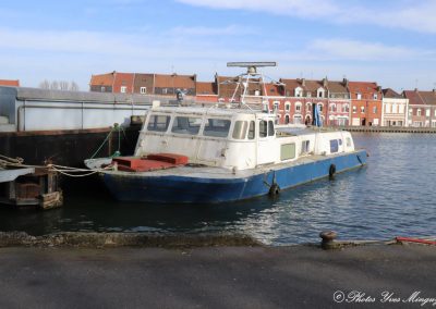 Péniches, bateaux :Port fluvial des Dorignies Douai